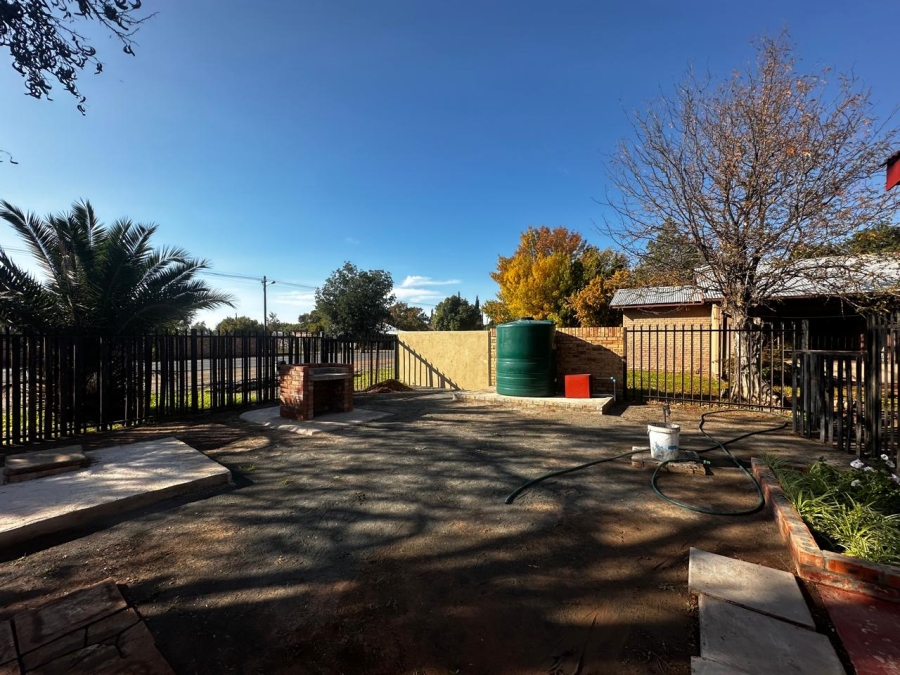 3 Bedroom Property for Sale in Dealesville Free State